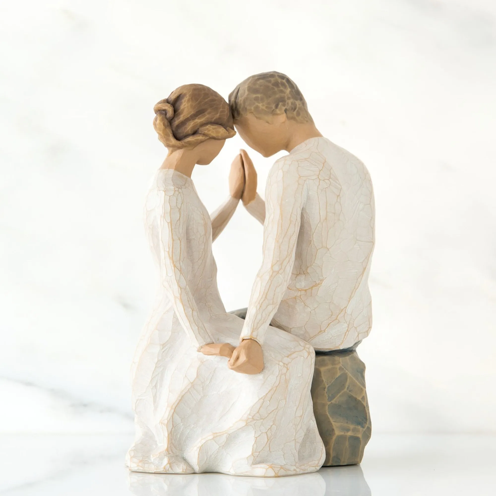 around_you_0.webp Willow Tree Couples | Around You