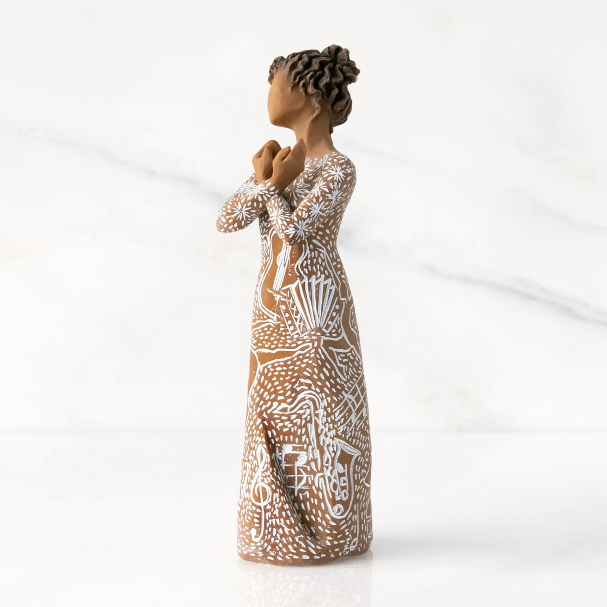 music_speaks_darker_skin_1.webp Willow Tree Christmas | Music Speaks (Darker Skin)